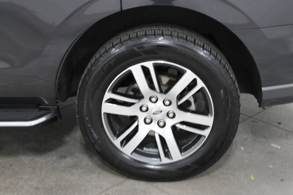 Used 2023 Ford Expedition Limited AWD/4WD image 59