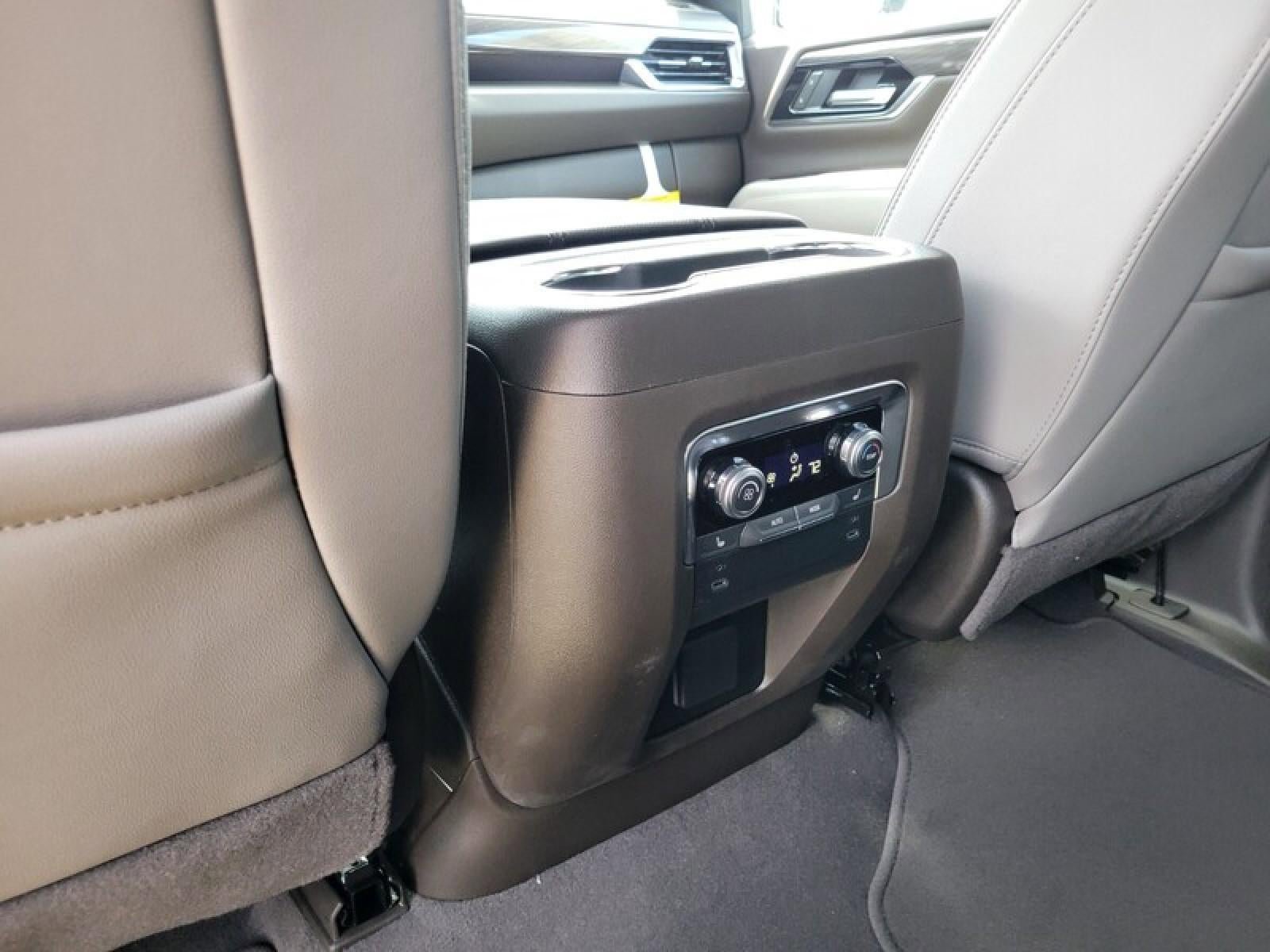 New 2026 GMC Yukon Elevation RWD image 29