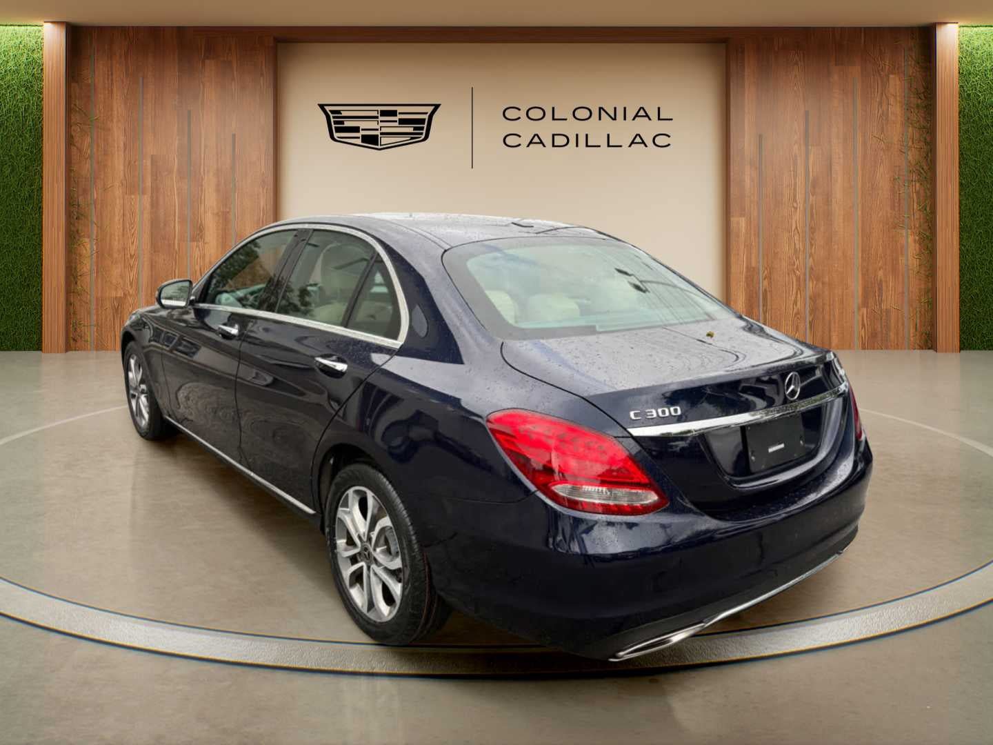 Used 2018 Mercedes-Benz C 300 4MATIC Sedan image 3