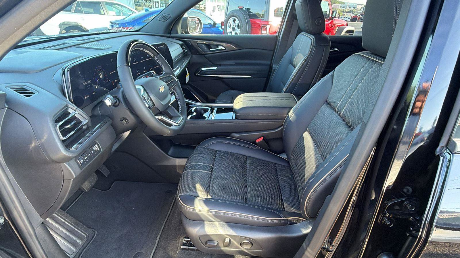 New 2026 Chevrolet Traverse High Country AWD/4WD image 17