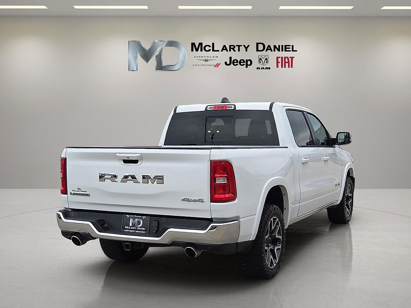 Used 2025 RAM 1500 Laramie AWD/4WD image 5