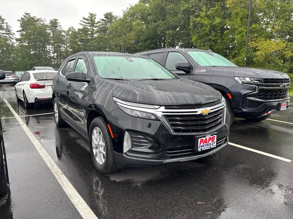 Used 2023 Chevrolet Equinox LT AWD/4WD image 2
