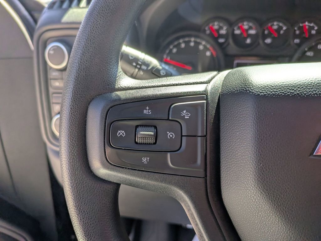 Used 2025 Chevrolet Silverado 1500 Custom Trail Boss w/ Dark Appearance Package image 15