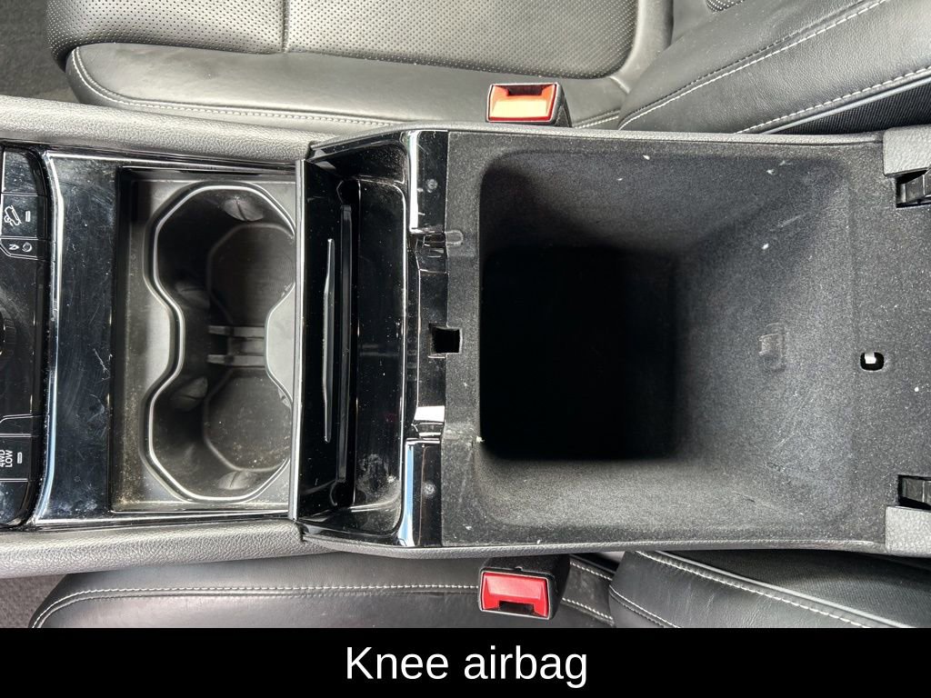 Certified 2022 Jeep Grand Cherokee Overland w/ Luxury Tech Group IV image 32