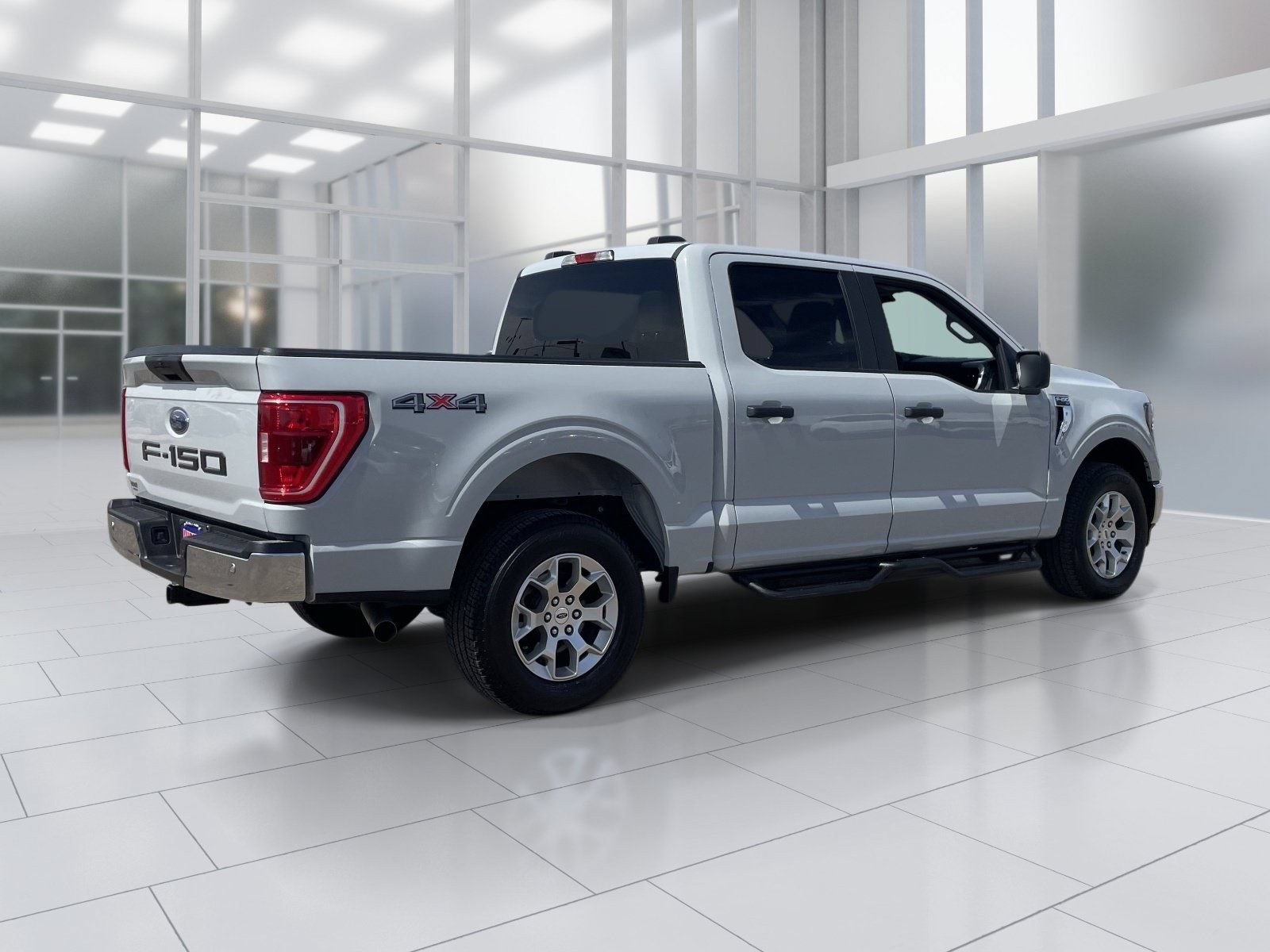 Used 2023 Ford F150 XLT AWD/4WD image 6