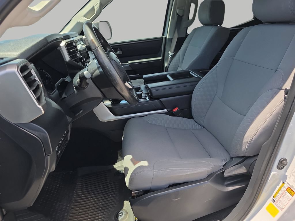 Used 2022 Toyota Tundra SR5 AWD/4WD image 11