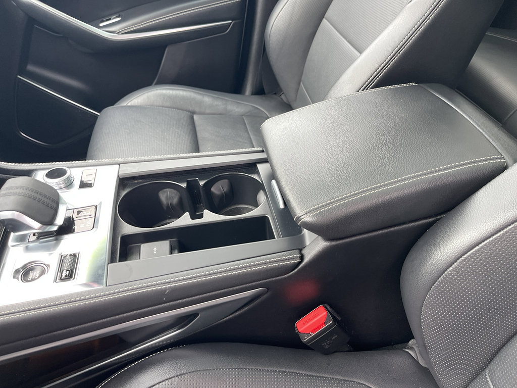 Used 2025 Jaguar F-PACE R-Dynamic S image 16