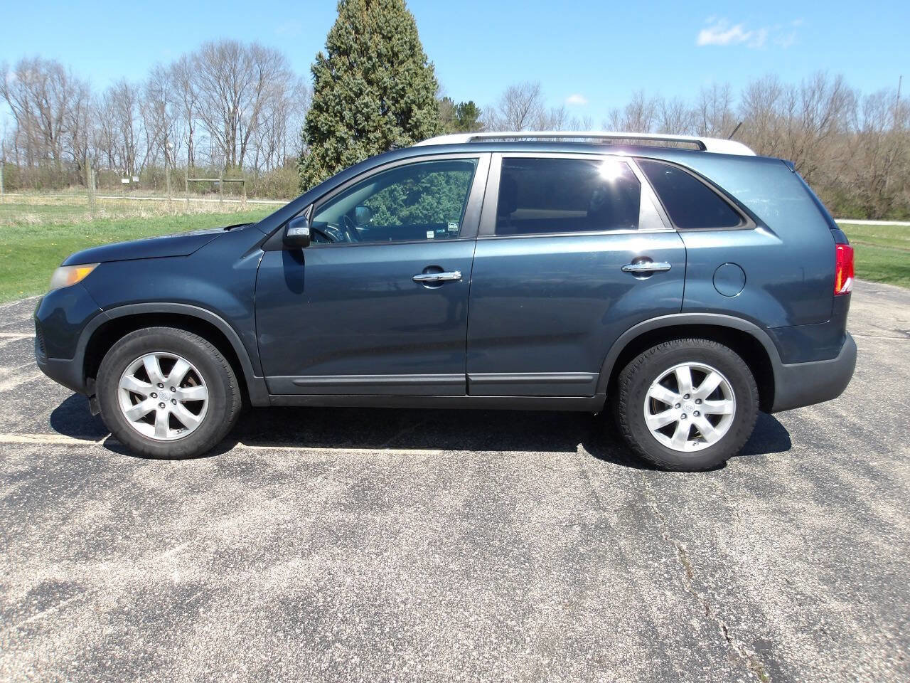 Used 2011 Kia Sorento LX FWD image 43