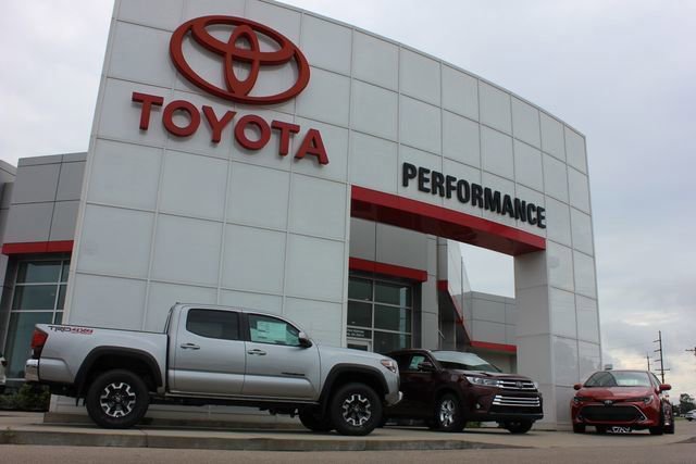Used 2022 Toyota RAV4 SE image 14