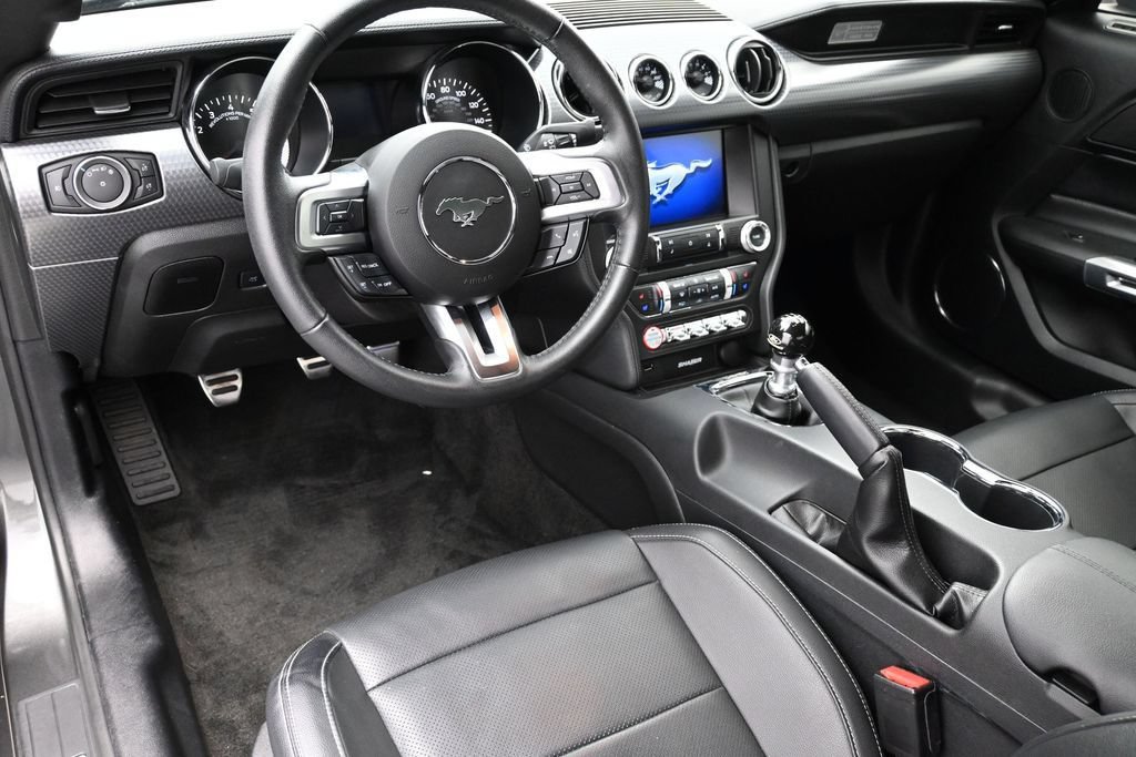 Used 2017 Ford Mustang GT Premium w/ GT Performance Package RWD image 11