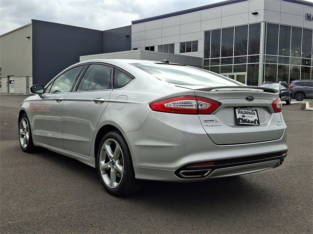 Used 2015 Ford Fusion SE w/ Equipment Group 201A image 5