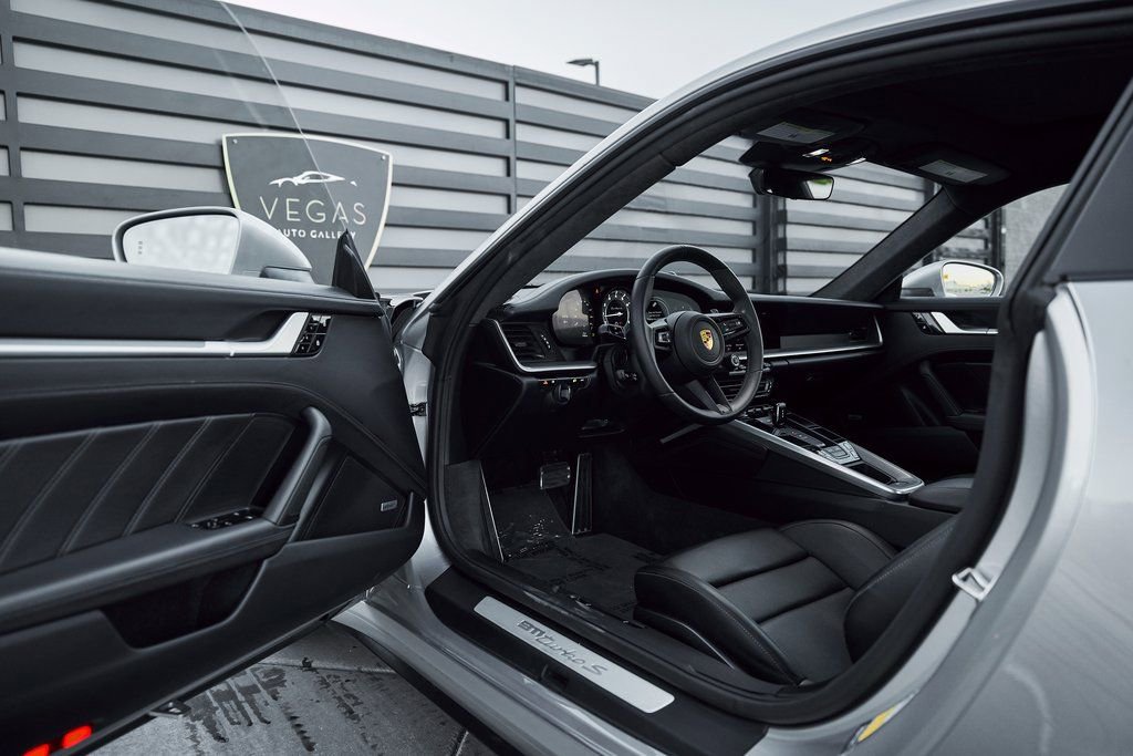 Used 2021 Porsche 911 Turbo S AWD/4WD image 25