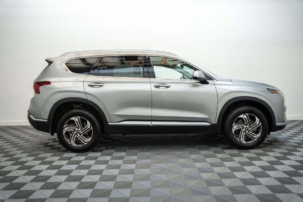 Used 2022 Hyundai Santa Fe SEL AWD/4WD image 4