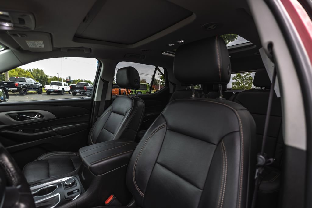 Used 2020 Chevrolet Traverse RS AWD/4WD image 23