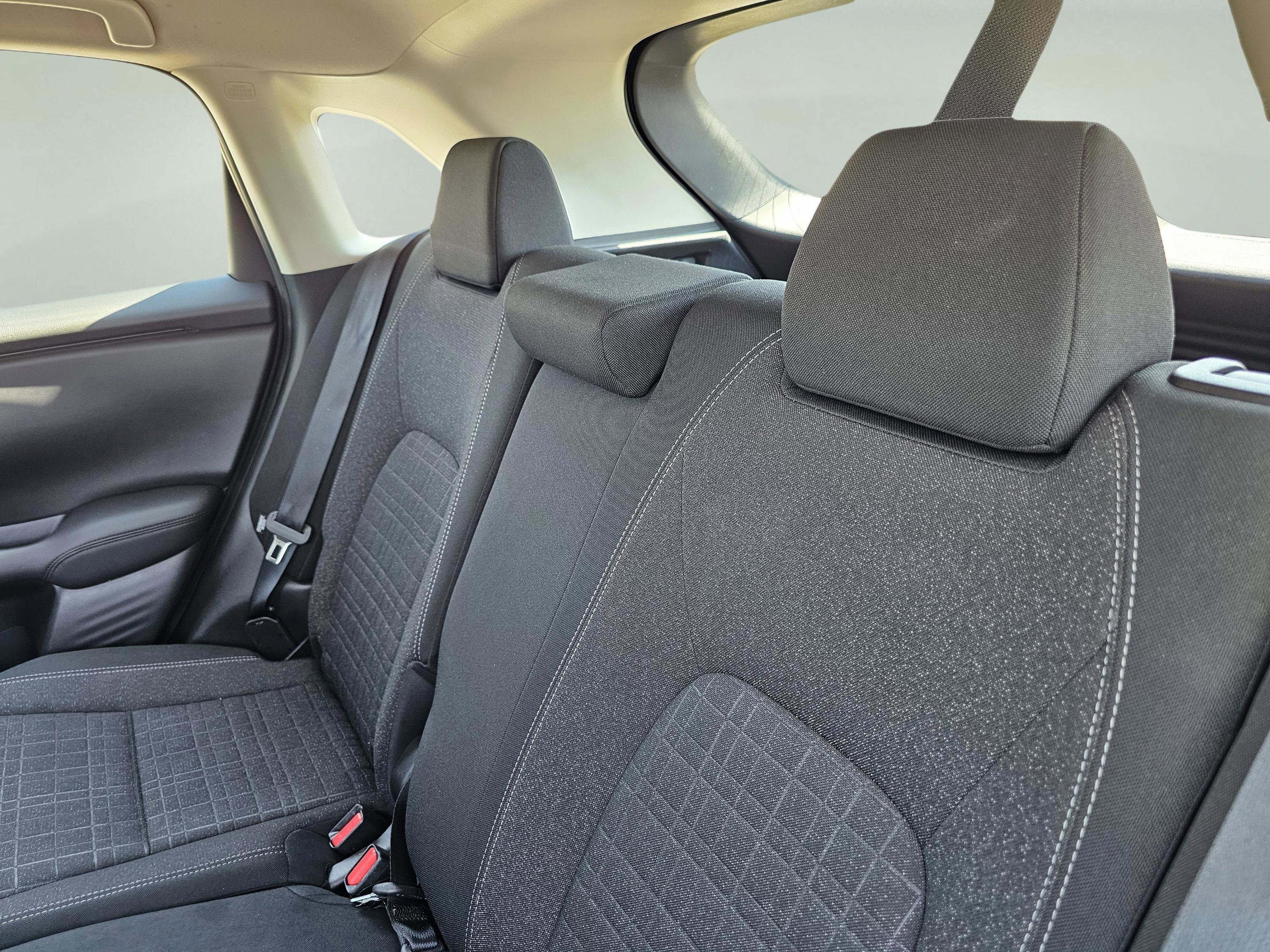 Used 2023 Honda HR-V LX image 26