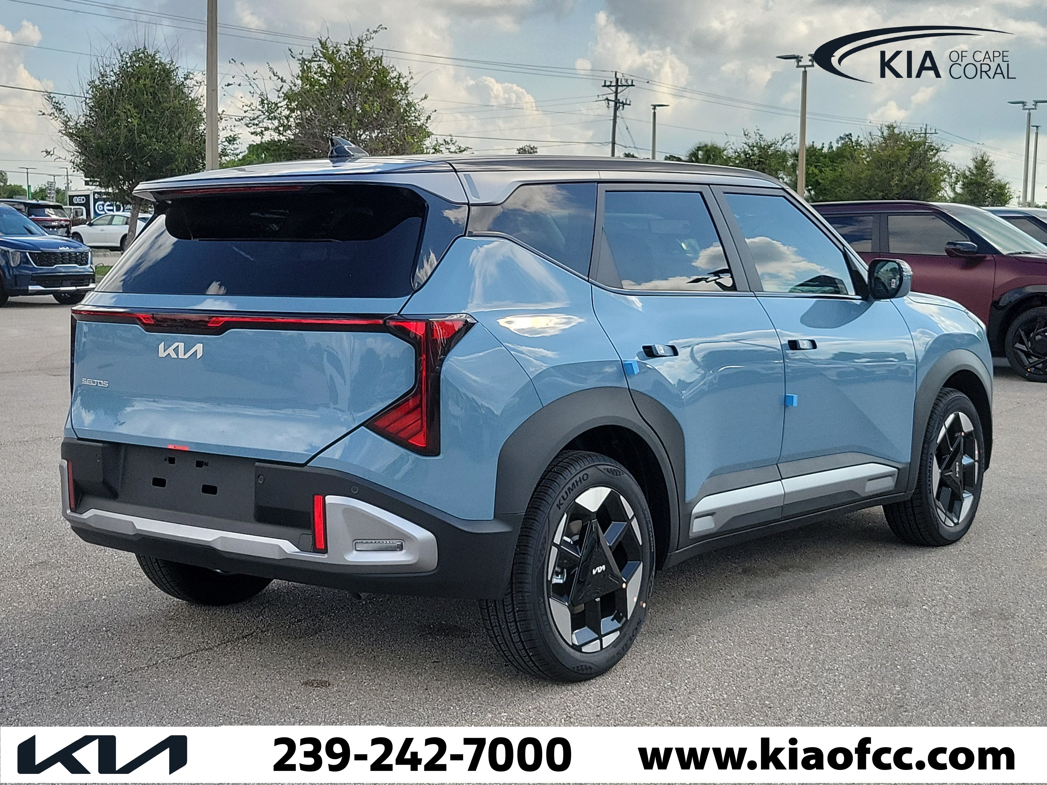 New 2027 Kia Seltos S FWD image 6