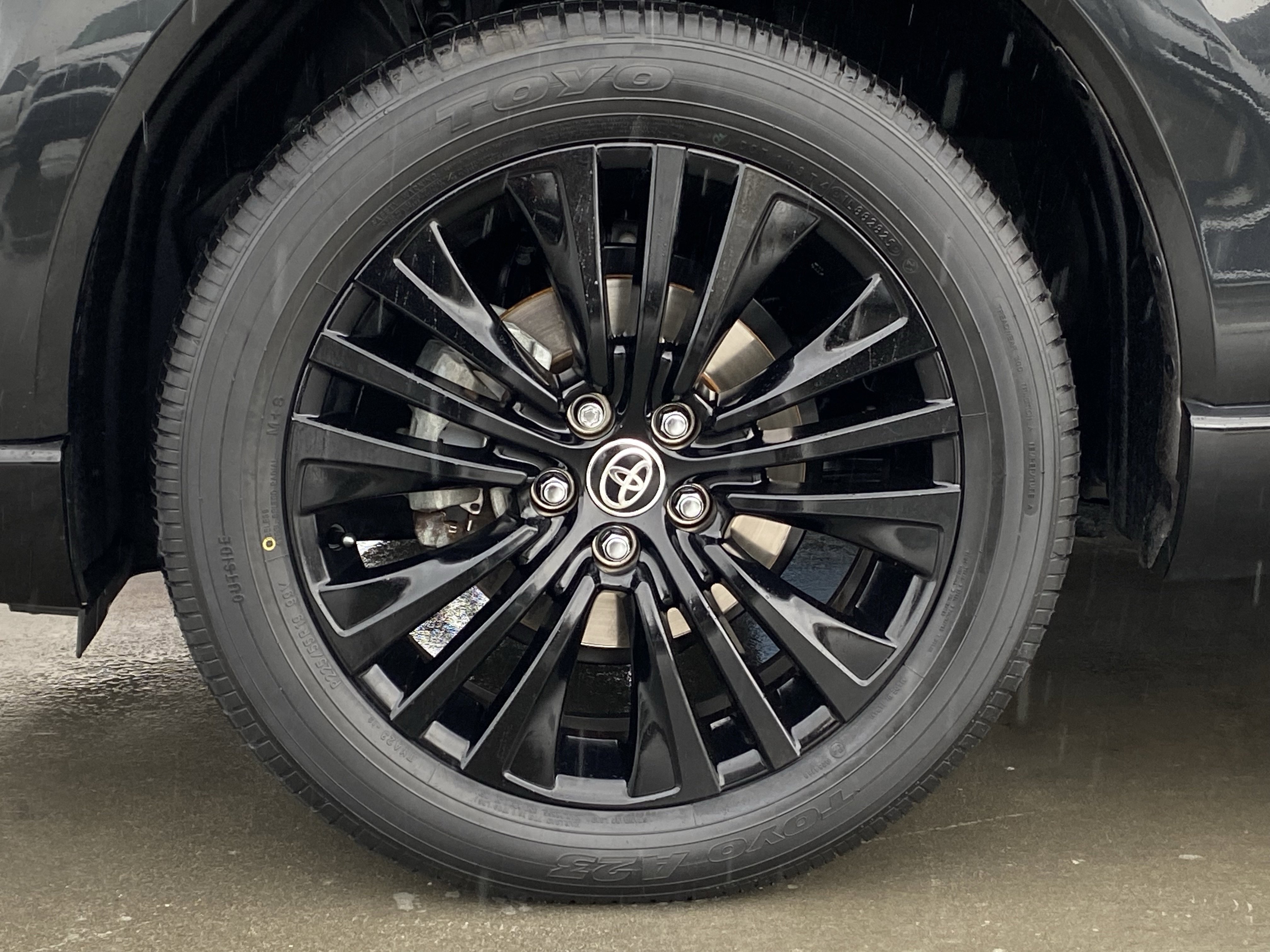 Certified 2024 Toyota Venza Nightshade image 8