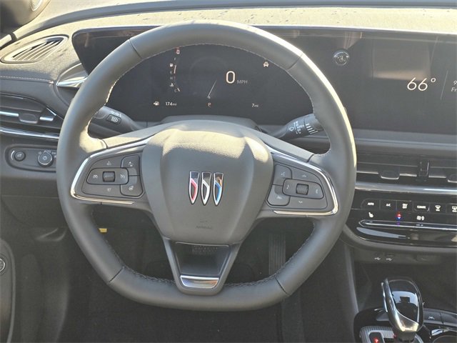 New 2026 Buick Envista Avenir image 13