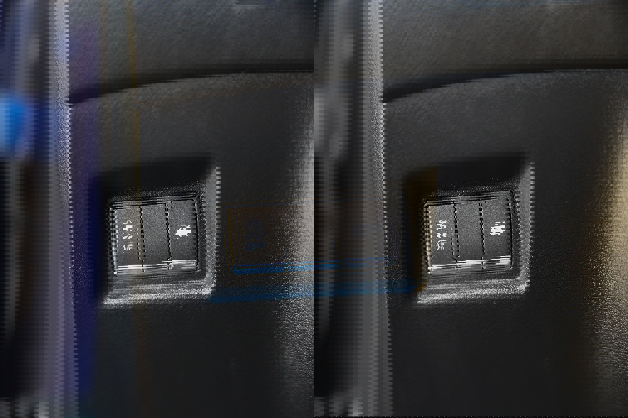 Used 2018 INFINITI Q60 3.0t Luxe w/ Cargo Package image 49