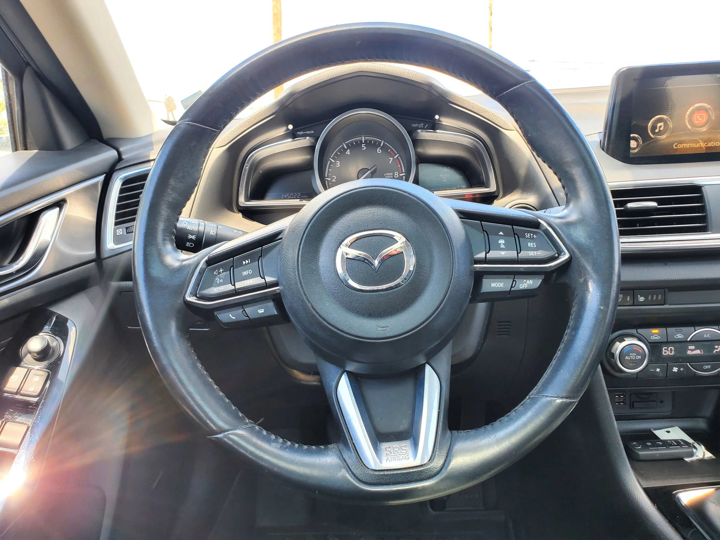 Used 2017 MAZDA MAZDA3 Grand Touring w/ Premium Equipment Package FWD image 37