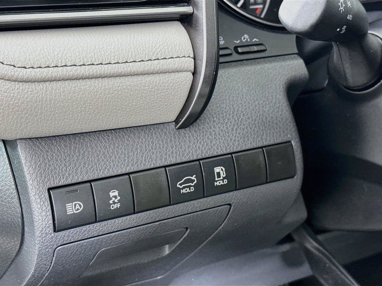 Certified 2024 Toyota Camry SE FWD image 14