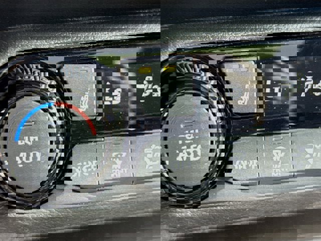 New 2026 Nissan Kicks SV w/ SV Premium Package image 23