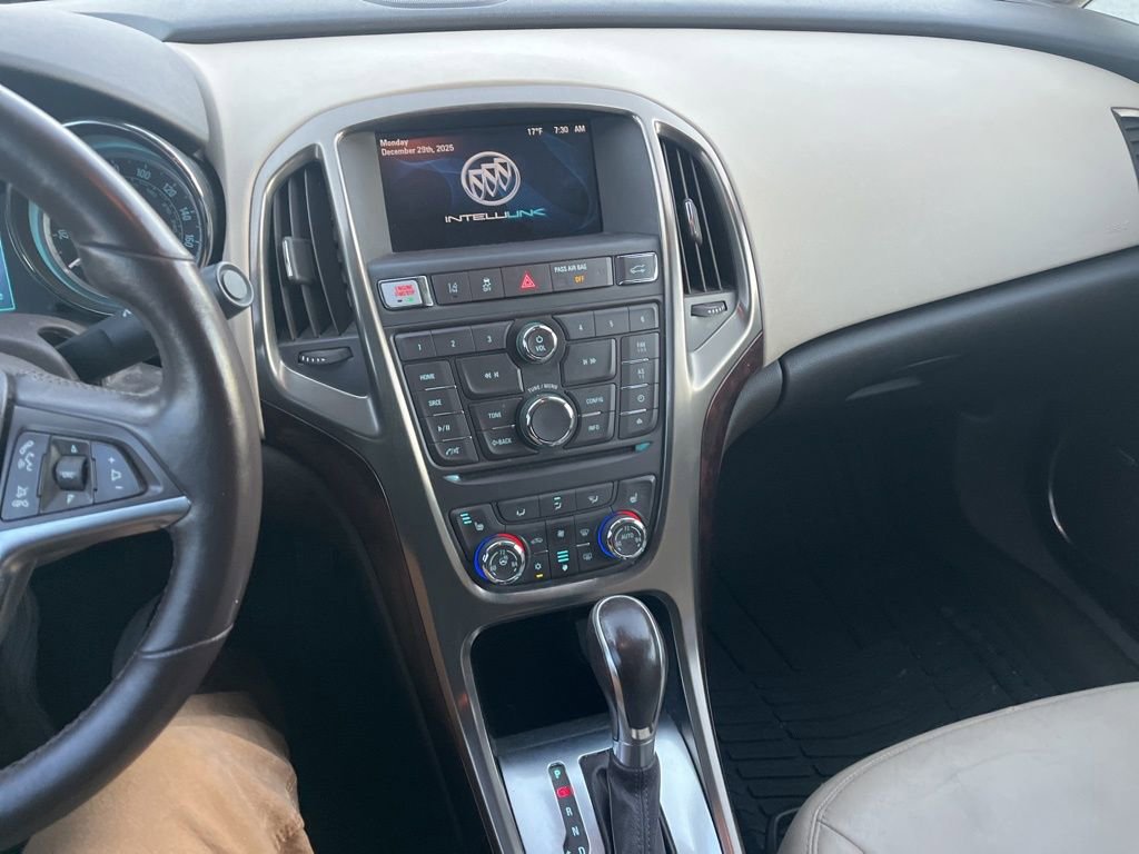 Used 2015 Buick Verano Leather image 9
