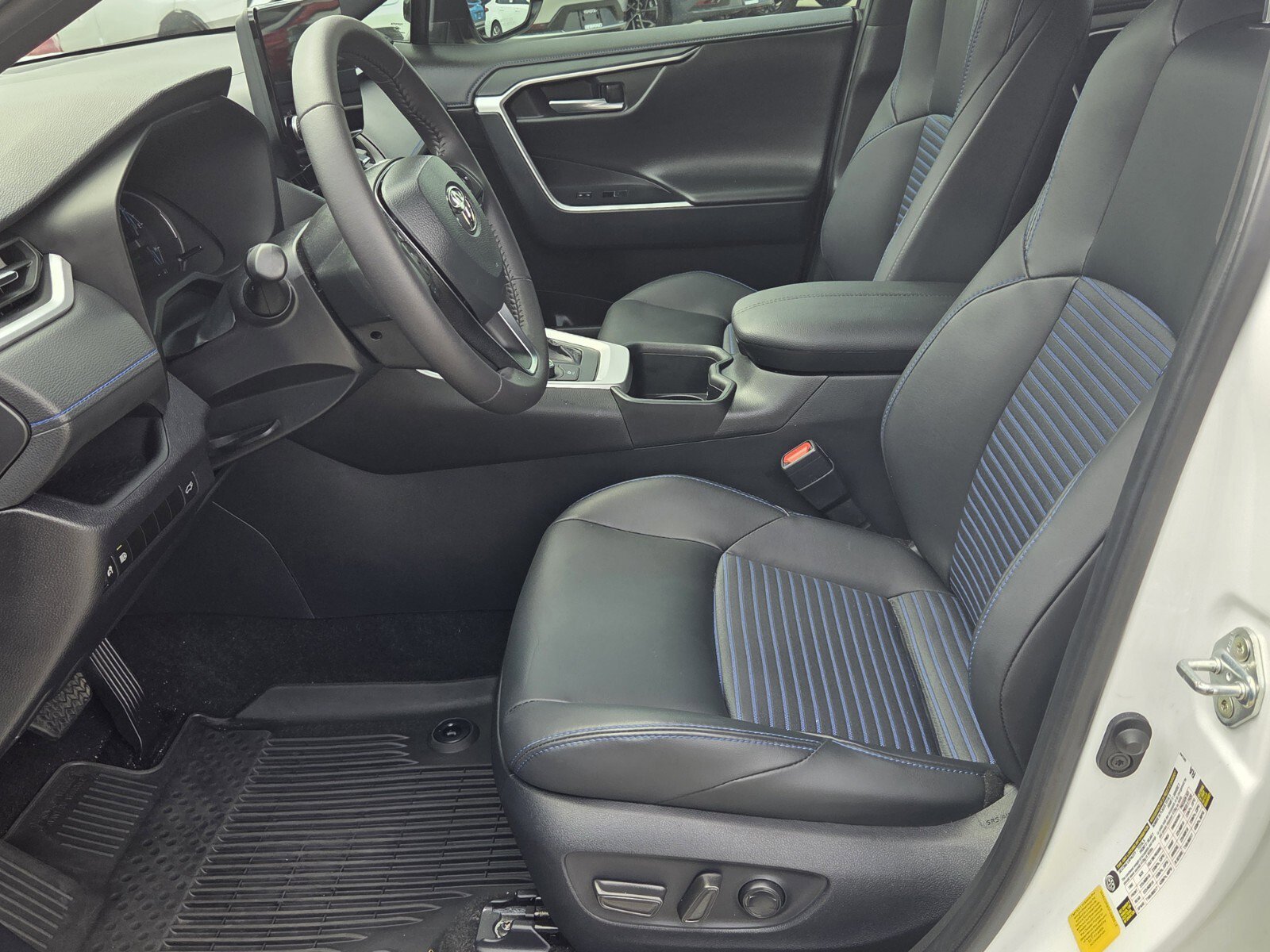 Certified 2024 Toyota RAV4 XSE image 4