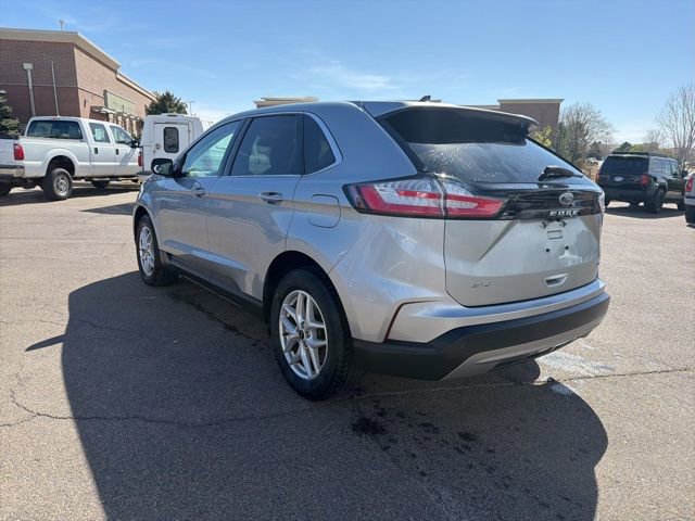 Used 2024 Ford Edge SEL image 3