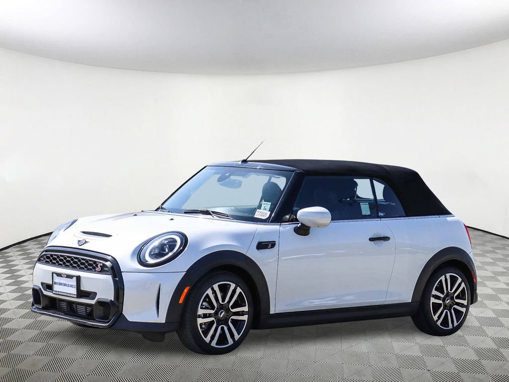 Used 2023 MINI Cooper S FWD image 4