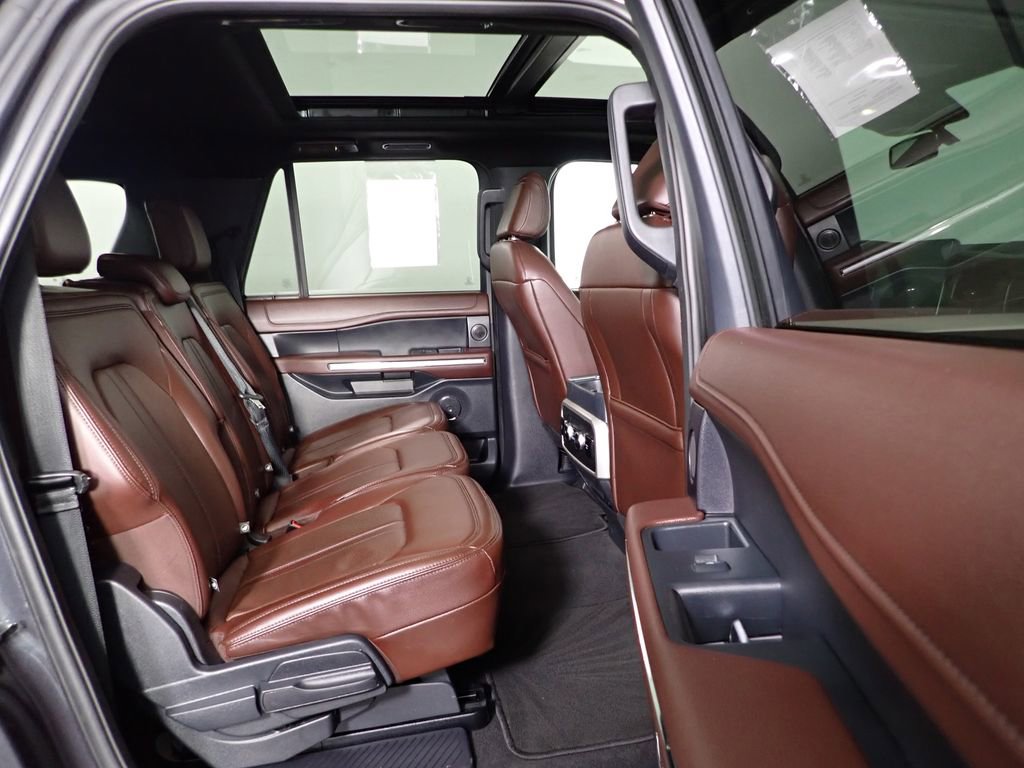 Used 2024 Ford Expedition Max Limited image 41