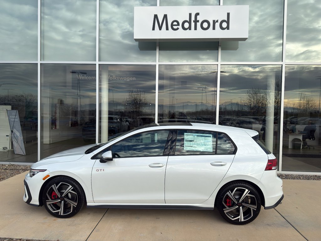 New 2026 Volkswagen GTI SE image 7