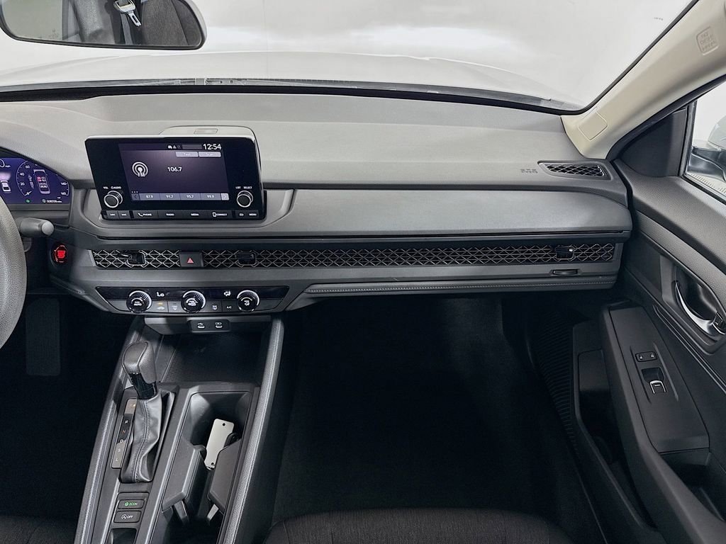 Certified 2023 Honda Accord LX image 18