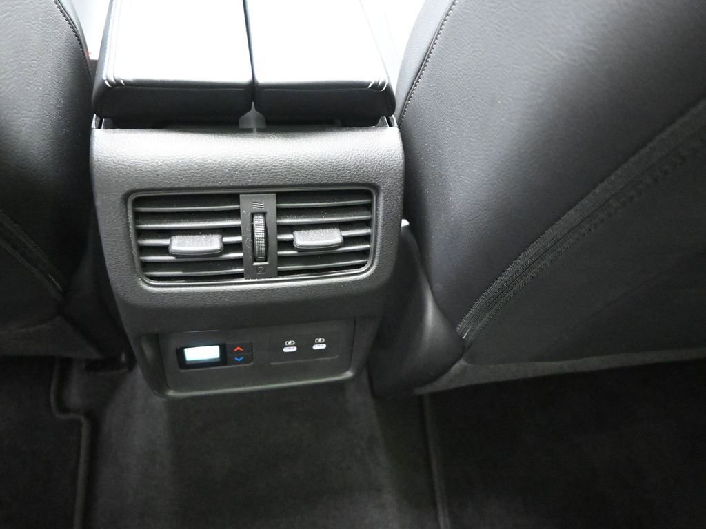 Used 2024 Nissan Rogue SL w/ SL Premium Package image 19