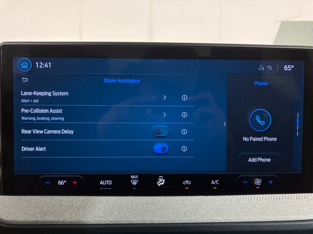 New 2026 Ford Maverick XLT image 25