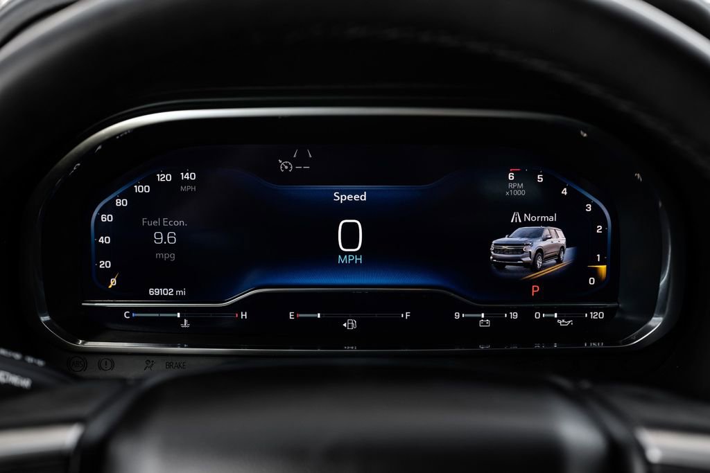 Used 2024 Chevrolet Suburban Premier image 15