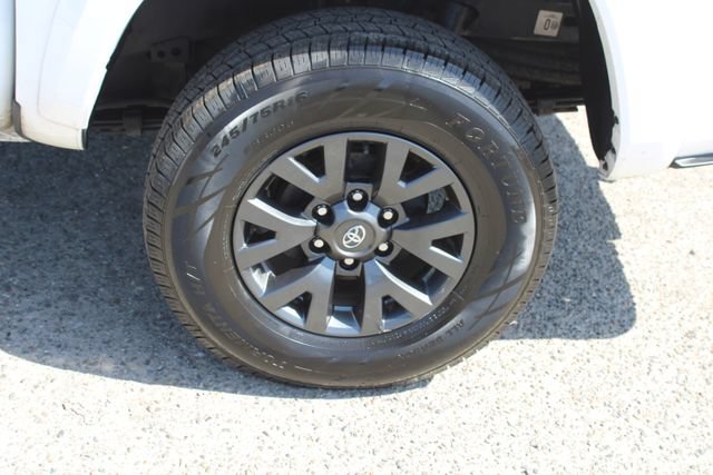 Used 2023 Toyota Tacoma SR5 RWD image 14
