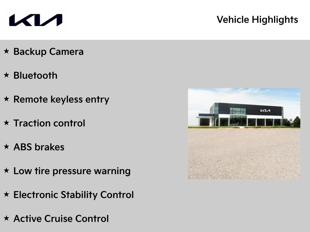 Used 2018 Toyota Tacoma TRD Sport w/ Technology Package image 2