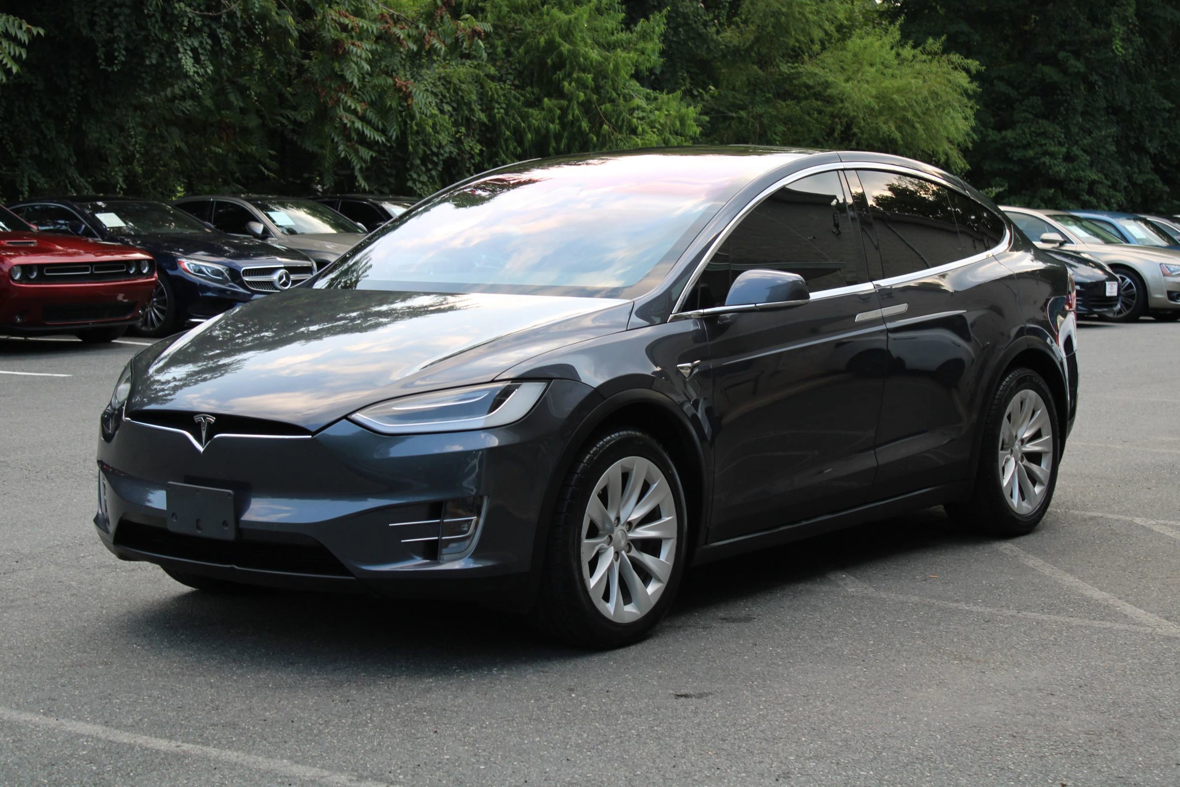 Used 2020 Tesla Model X Long Range image 3