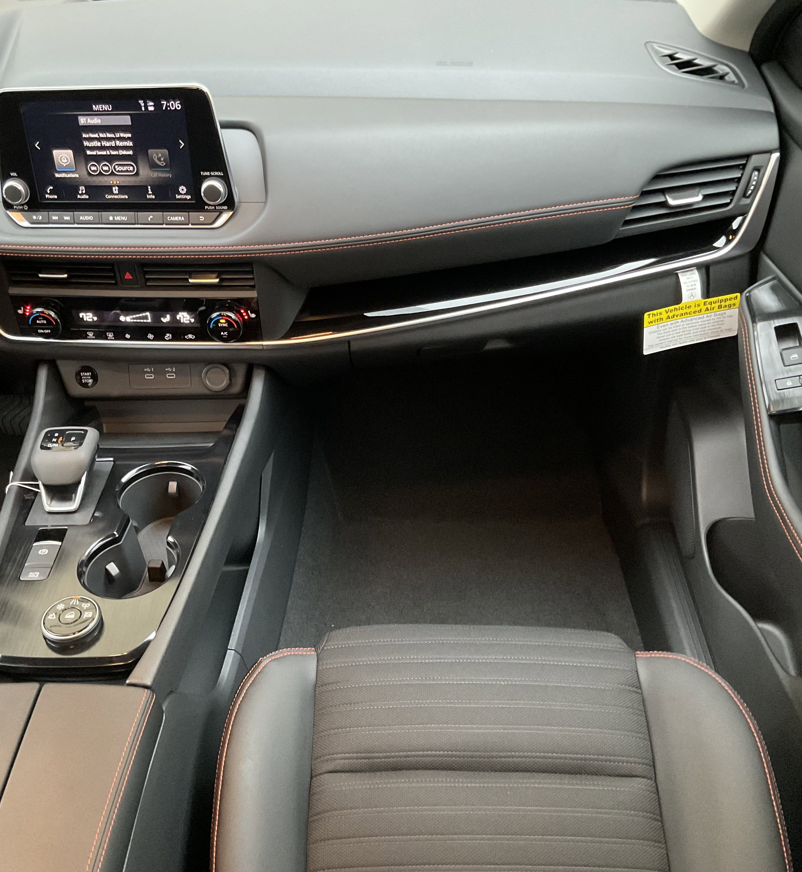 Used 2026 Nissan Rogue SV image 25