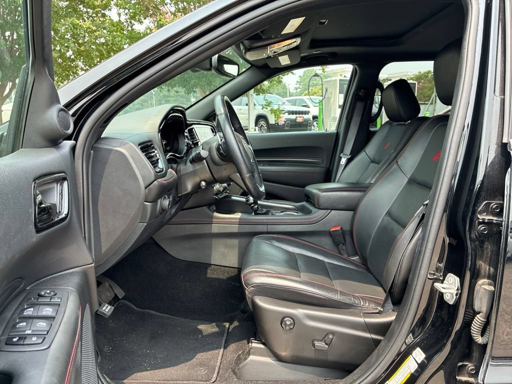 Used 2024 Dodge Durango R/T w/ Tow 'N Go Package AWD/4WD image 11