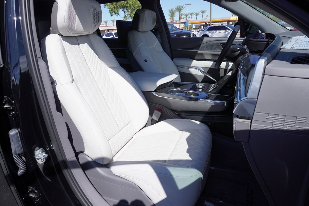 New 2026 Cadillac Escalade IQ Luxury 1 image 12