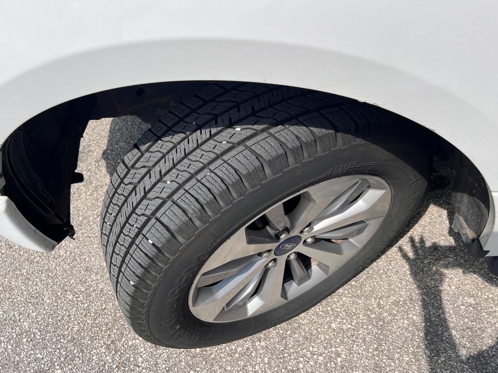 Used 2017 Ford F150 XL w/ Equipment Group 101A Mid AWD/4WD image 15