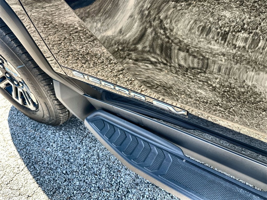 New 2026 GMC Sierra EV Elevation image 14