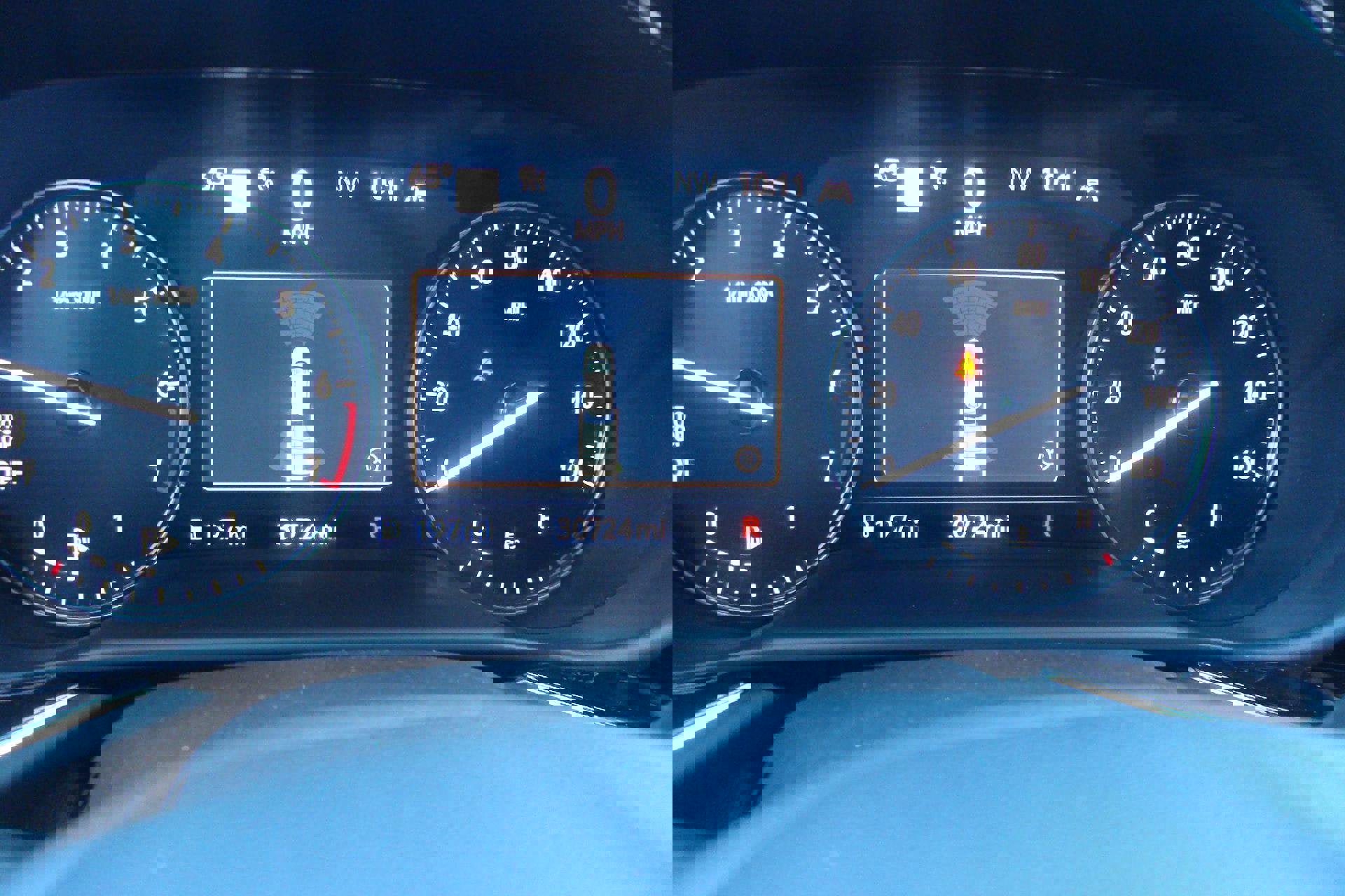 Used 2023 Buick Envision Avenir image 39