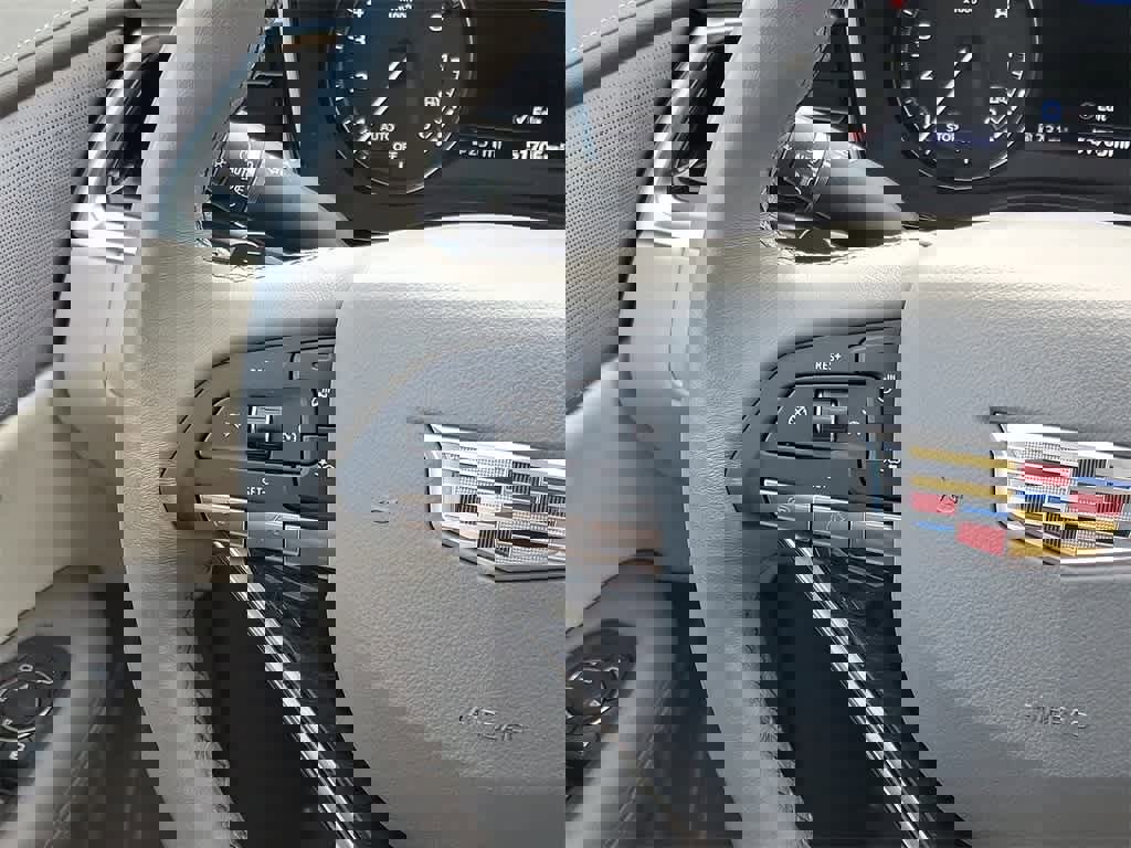 Used 2024 Cadillac XT6 Premium Luxury w/ Technology Package image 20