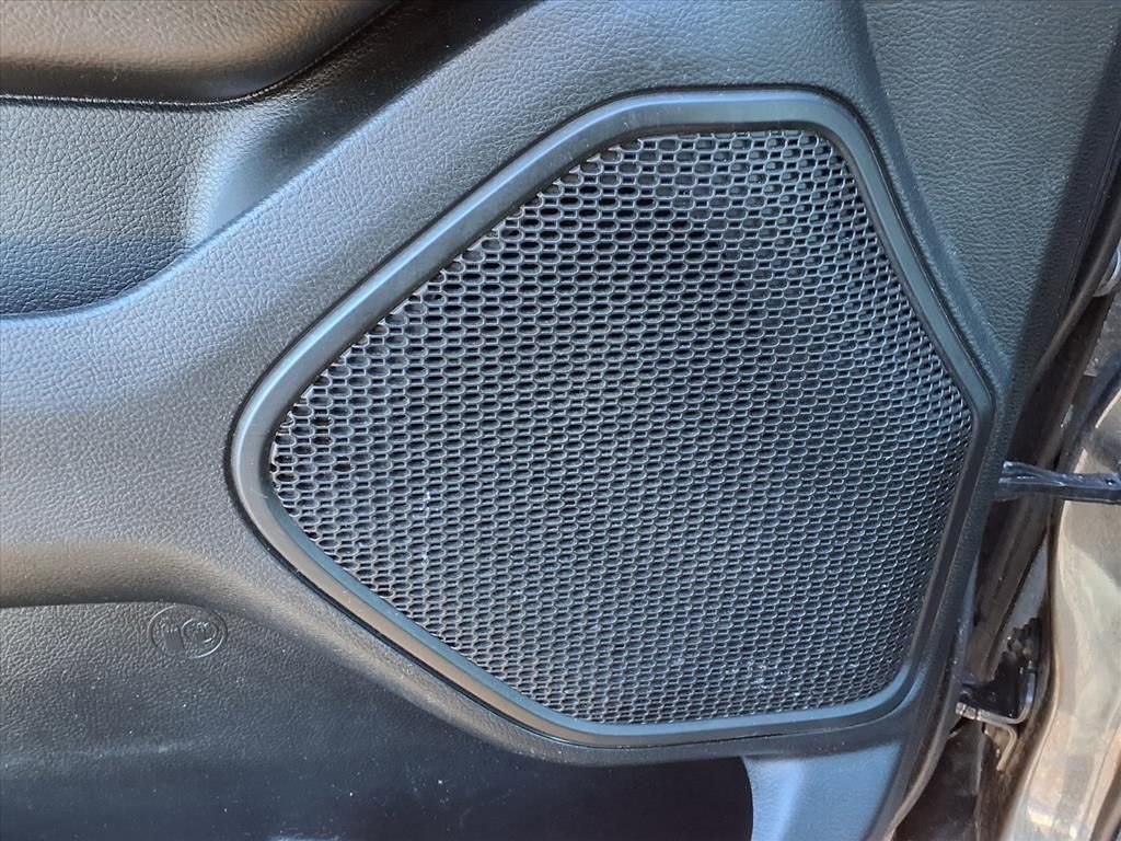 Used 2021 RAM 1500 Big Horn image 15