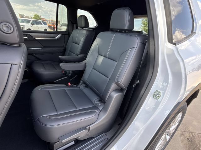 New 2026 GMC Acadia Elevation w/ Elevation Premium Package FWD image 23