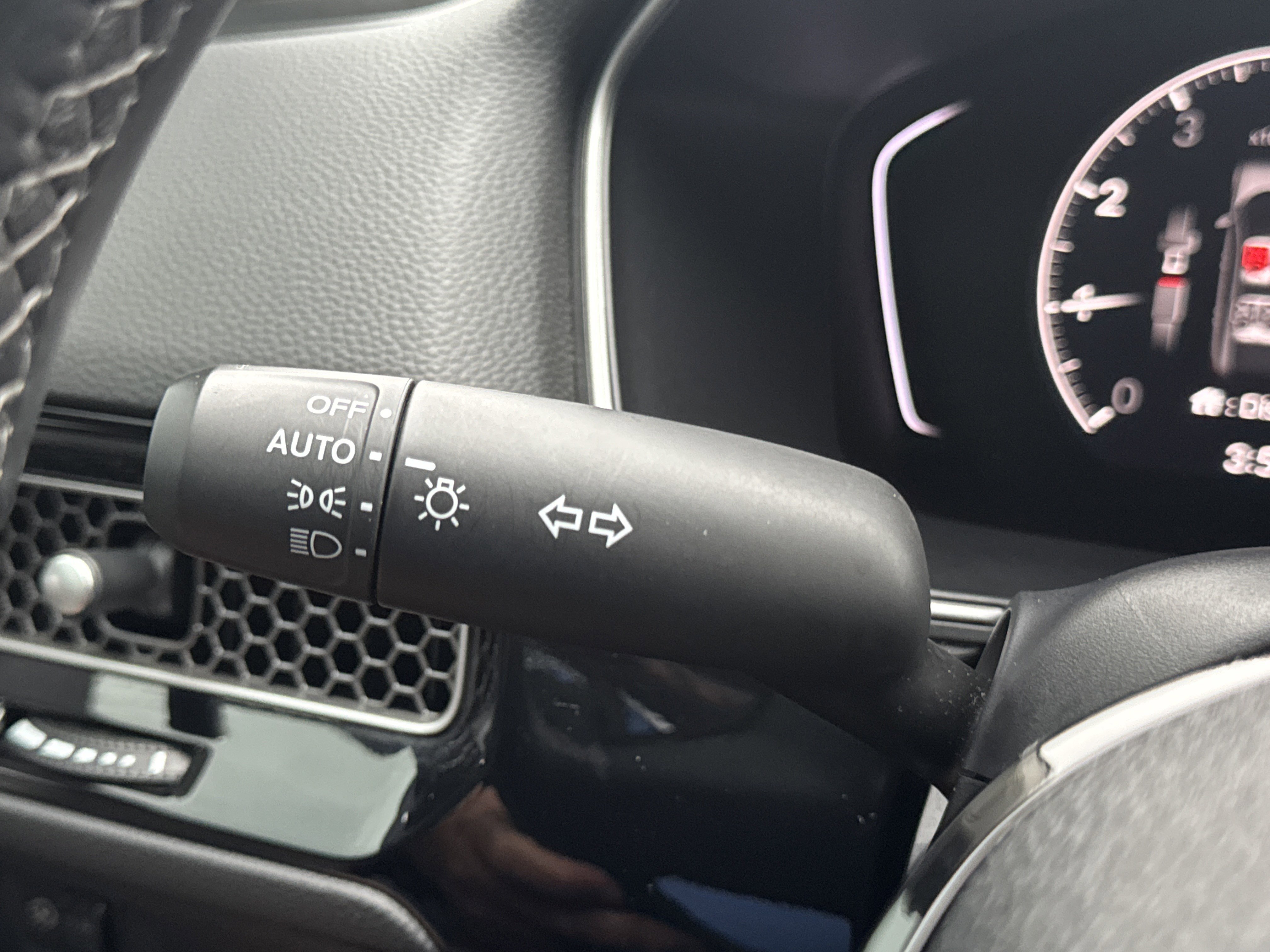 Used 2022 Honda Civic EX-L image 16