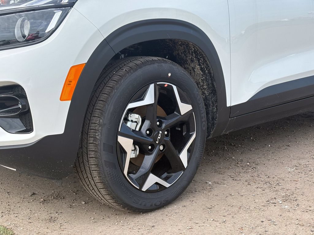 New 2026 Kia Seltos S FWD image 9